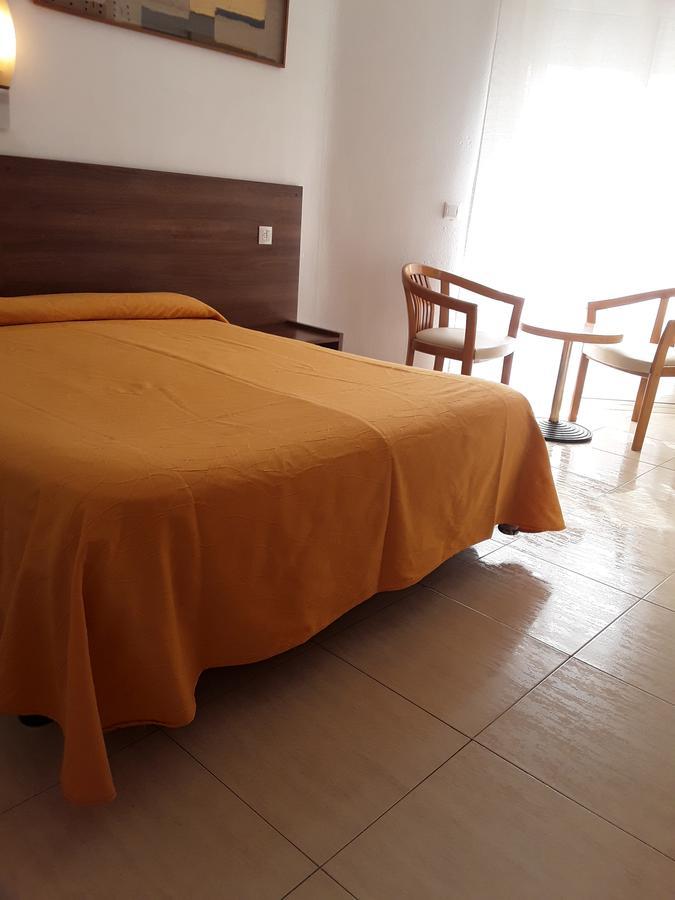 פינדה דה מר Hostal Margarita מראה חיצוני תמונה